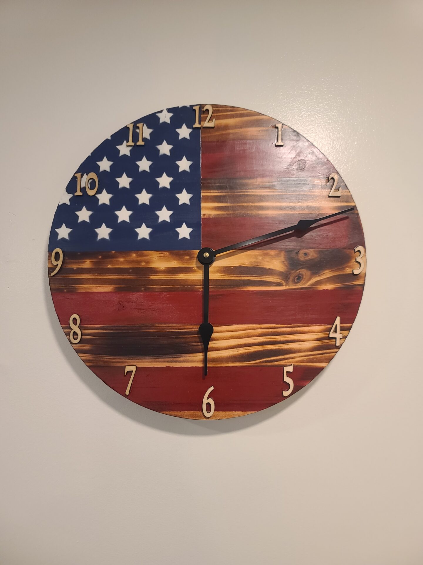 14" wooden wall clock decorated in US flag theme and laser cut numbers attached, home decor, gift for family, home essential, patriotic gift