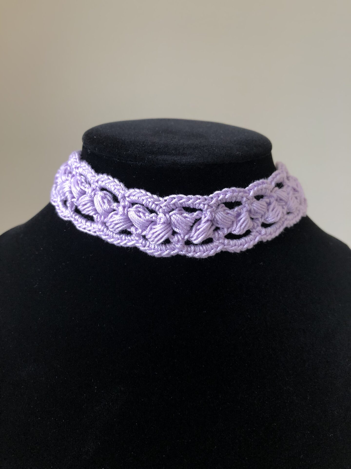 Purple lace choker - Spouse-ly