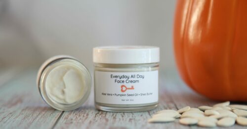 Everyday Face Cream with Aloe Vera, Pumpkin Seed Oil, and Shea Butter. Optimize your skincare routine with Dewy Little Secret. Perfect gift for her.
