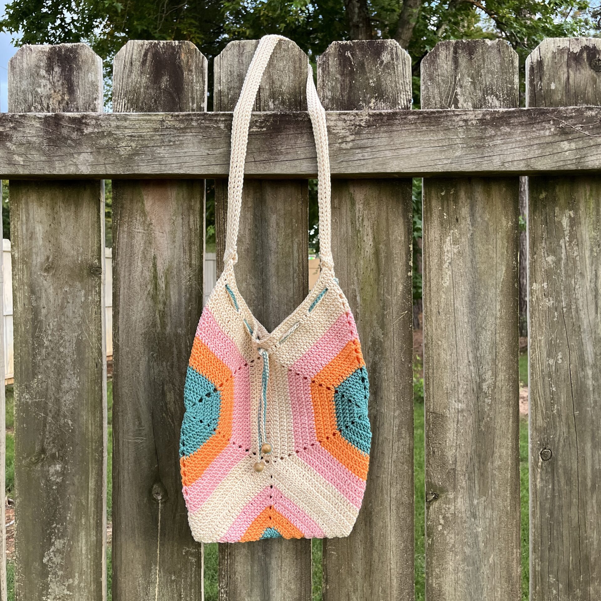 20 Free Crochet Handbag Patterns | Crochet Shoulder Bag Pattern