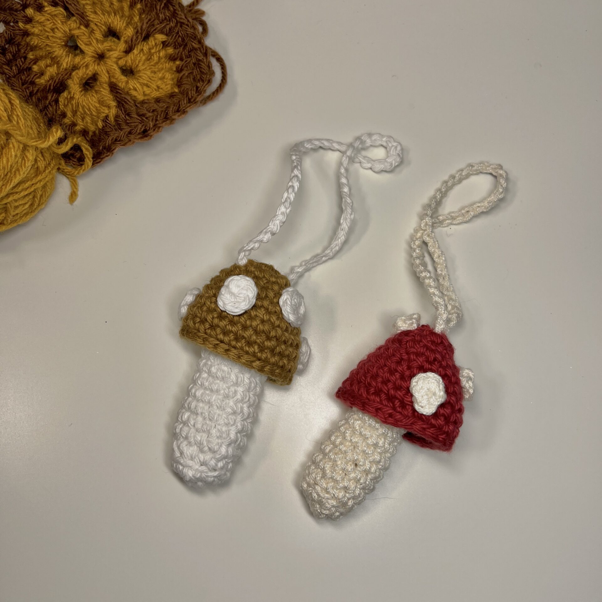 Quick Granny Mushroom Crochet Pattern - DIY Magazine