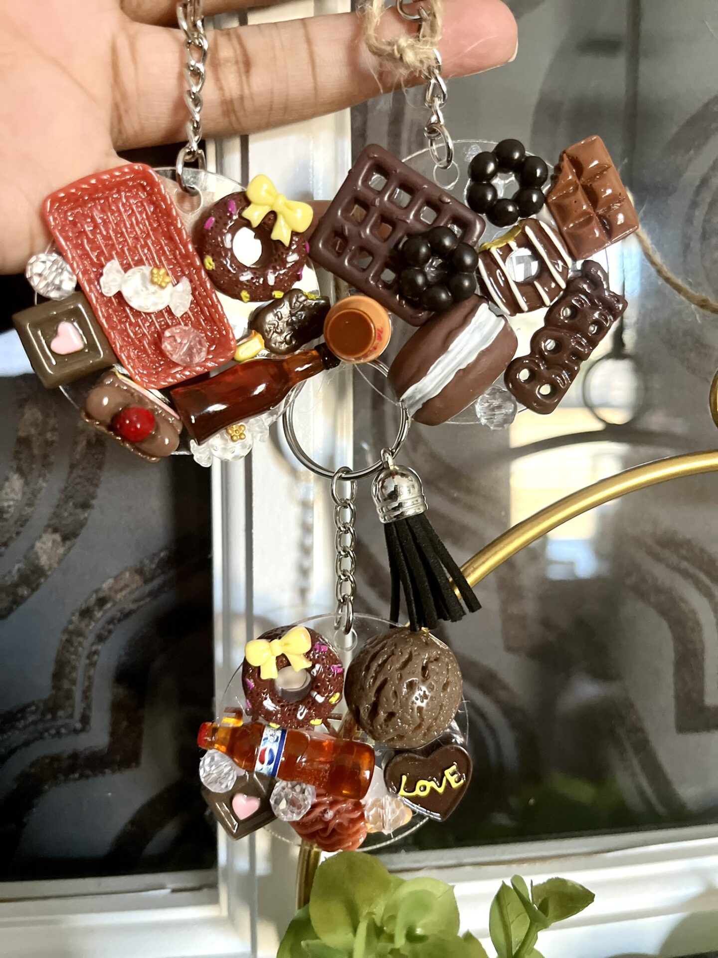 resin chocolate keychain